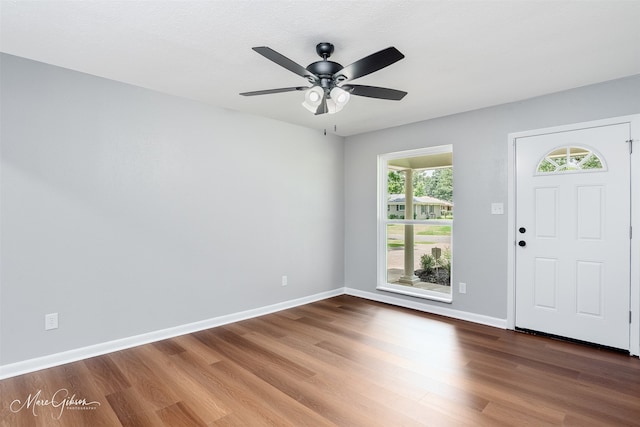2869 Alkay Dr, Shreveport, LA 71118 - entrance foyer with wood finished floors, baseboards, and ceiling fan