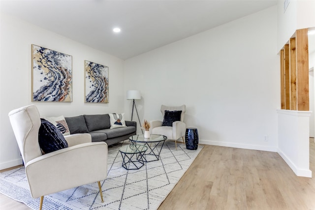 806 Brookshire Cir, Garland, TX 75043 - living area featuring wood finished floors, baseboards, and recessed lighting