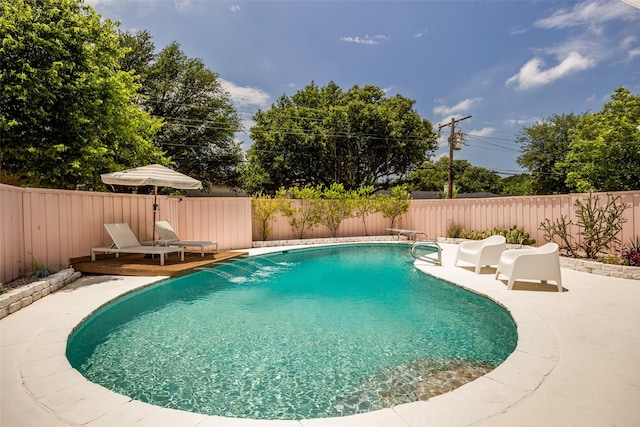 2617 Beechmont Dr, Dallas, TX 75228 - view of pool with a fenced backyard and a patio area