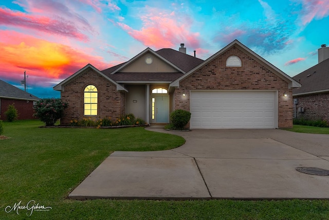 2198 Stockwell Rd, Bossier City, LA 71111 - view of front of house featuring brick siding and a yard