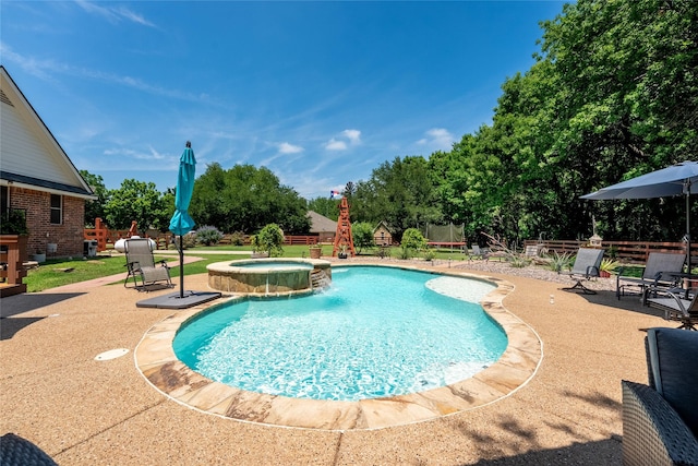 4710 Ashley Cir, Midlothian, TX 76065 - view of pool featuring a patio and a pool with connected hot tub