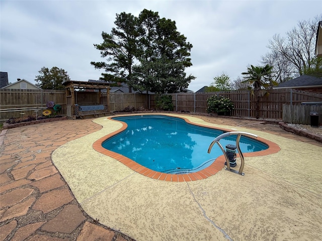 107 Summit Dr, Bossier City, LA 71111 - view of pool featuring a patio area and a fenced backyard