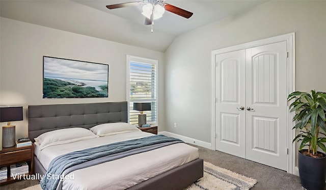 1530 Petaluma Dr, Rockwall, TX 75087 - bedroom featuring carpet floors, lofted ceiling, a closet, and a ceiling fan