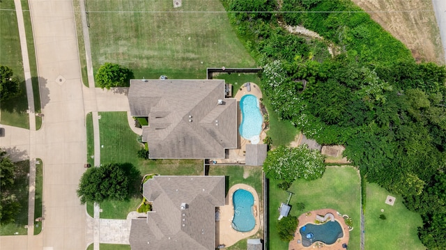 1533 Melanie Trl, Midlothian, TX 76065 - aerial view of a pool area