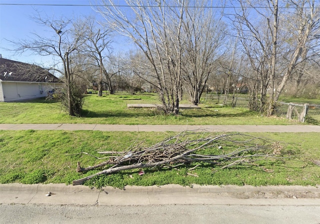 1302 E 6th Ave, Corsicana, TX 75110