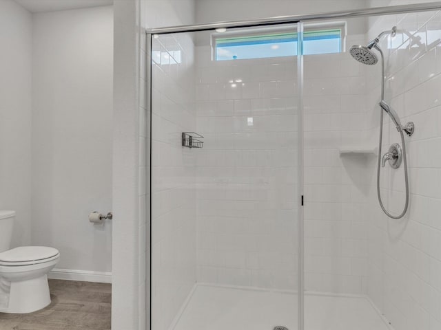 133 Hollytree Ln, Boyd, TX 76023 - full bath featuring toilet, a stall shower, and plenty of natural light