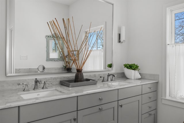 13390 Waterside Dr, Malakoff, TX 75148 - full bathroom featuring double vanity