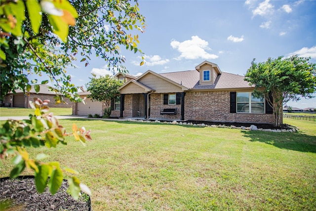 131 Live Oak Ln, Decatur, TX 76234 - ranch-style home with brick siding and a front yard