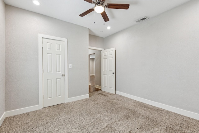 318 S Montreal Ave, Dallas, TX 75208 - unfurnished bedroom featuring carpet, recessed lighting, baseboards, and a ceiling fan