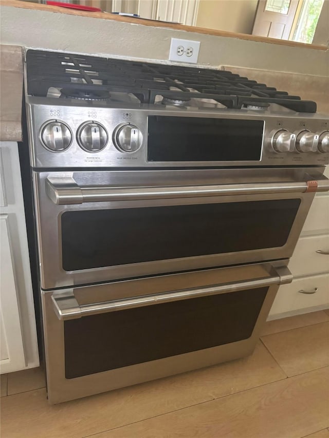 207 Mcmurry Ave, Duncanville, TX 75116 - kitchen view of range with two ovens