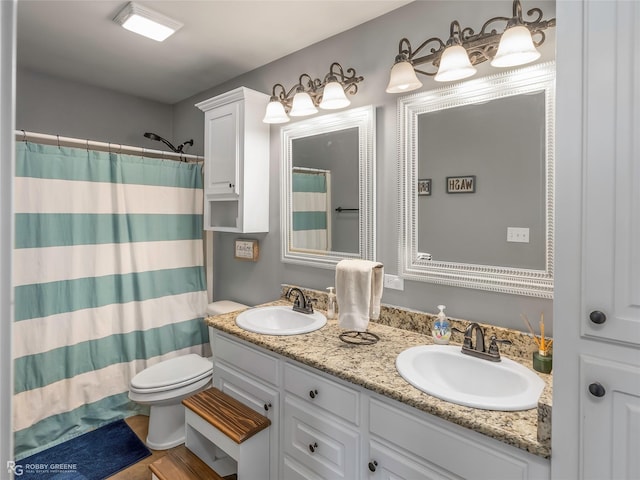 181 Bent Tree Loop, Haughton, LA 71037 - full bath featuring double vanity, toilet, and a shower with curtain