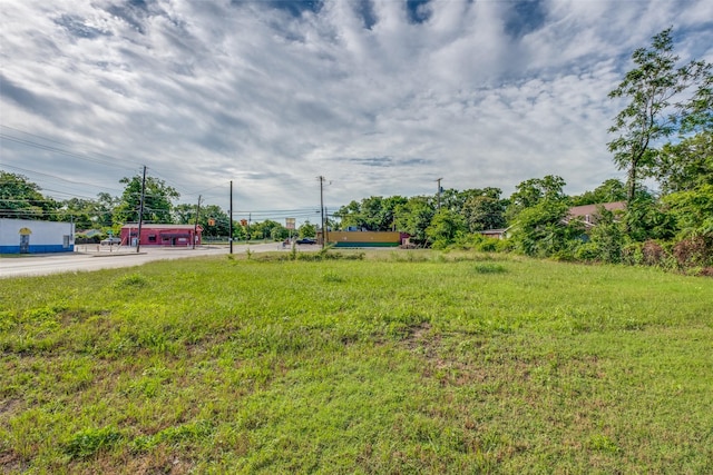 2723 Lagow St, Dallas, TX 75210