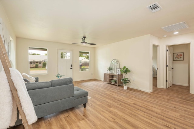 1534 Burger St, Abilene, TX 79603 - living area featuring ceiling fan, light wood-style floors, healthy amount of natural light, baseboards, and recessed lighting
