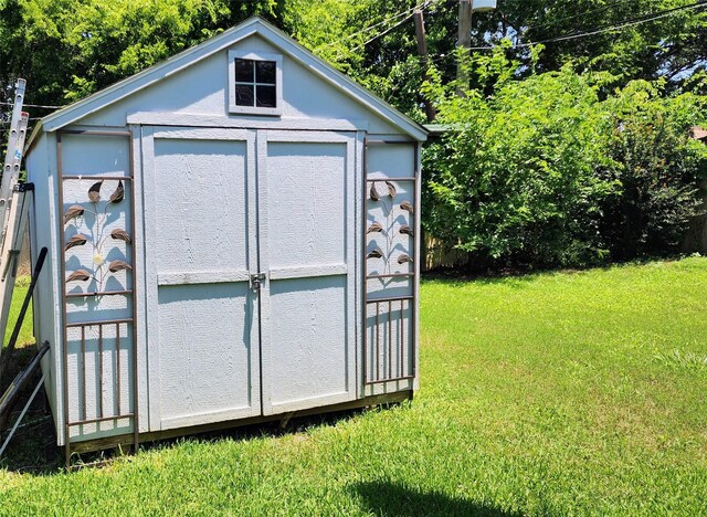 1718 Gentle Wind Dr, Arlington, TX 76018 - view of shed