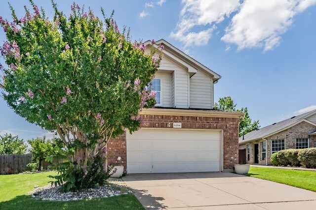 6204 Geneva Ln, Fort Worth, TX 76131 - view of swimming pool with a fenced backyard