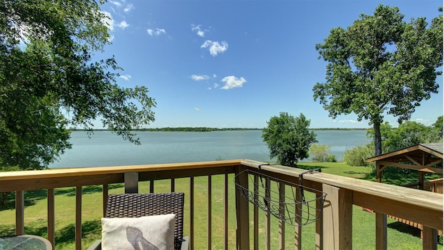 1307 Lakeshore Dr, Little Elm, TX 75068 - water view