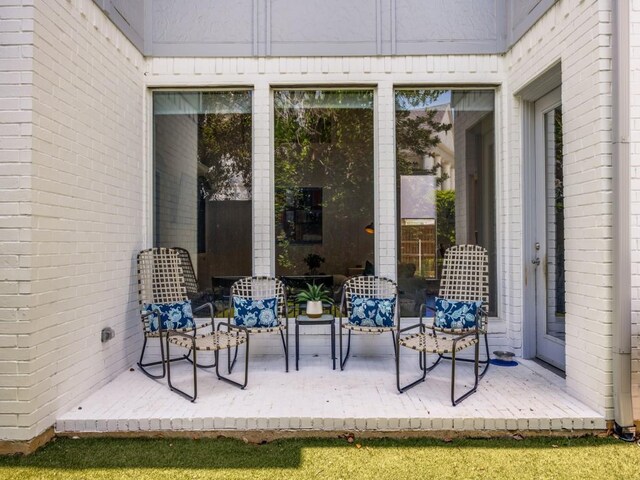 4112 Edith Ct, Dallas, TX 75220 - view of patio