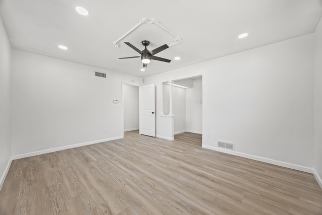3841 Shady Hollow Ln, Dallas, TX 75233 - unfurnished room featuring ceiling fan, baseboards, light wood-style floors, and recessed lighting