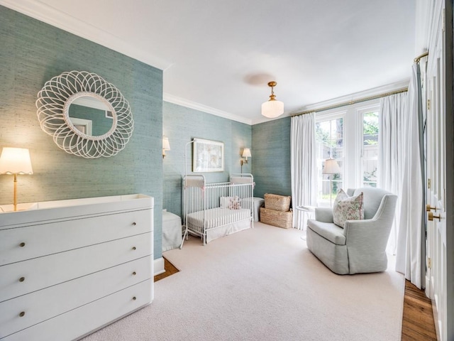 4604 Southern Ave, Highland Park, TX 75209 - bedroom with ornamental molding and wallpapered walls