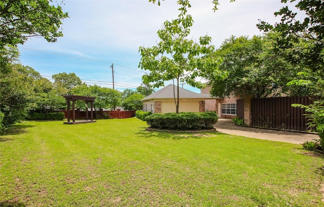 5718 Gloucester Dr, Tyler, TX 75707 - view of yard with a pergola
