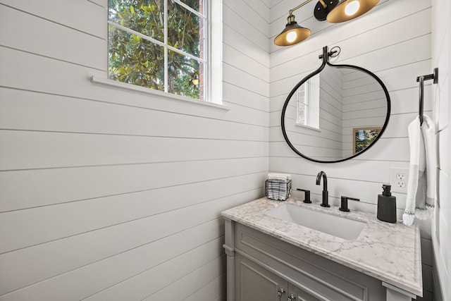 8620 Quail Meadow Dr, Irving, TX 75063 - bathroom featuring vanity