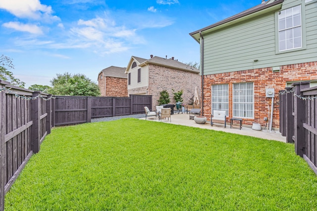 8620 Quail Meadow Dr, Irving, TX 75063 - view of yard with a patio area