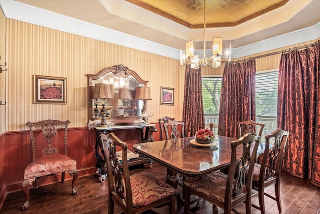 1578 Stainback Rd, Red Oak, TX 75154 - dining space featuring a raised ceiling, hardwood / wood-style floors, a chandelier, ornamental molding, and wainscoting