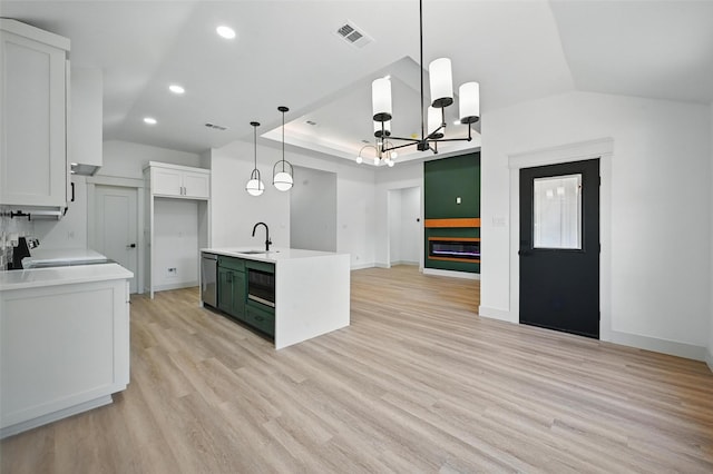 5334 Blackmore Ave, Fort Worth, TX 76107 - kitchen featuring a chandelier, recessed lighting, light countertops, a sink, and dishwasher