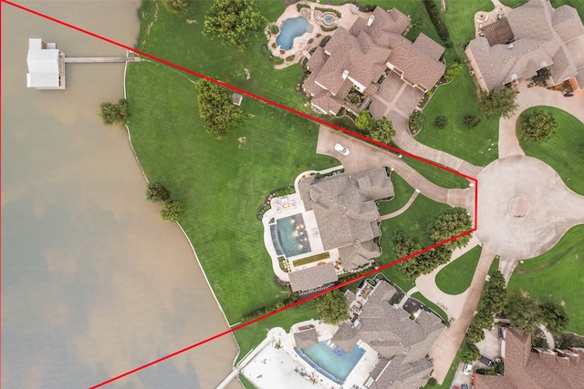 12624 Lake Shore Ct N, Fort Worth, TX 76179 - aerial view of property and surrounding area with property boundaries highlighted