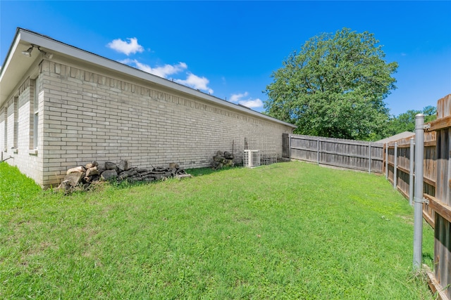 202 Lancelot Dr, Weatherford, TX 76086 - view of fenced backyard