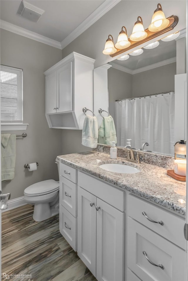 9424 N Pointe Cir, Greenwood, LA 71033 - bathroom with vanity, wood finished floors, and ornamental molding