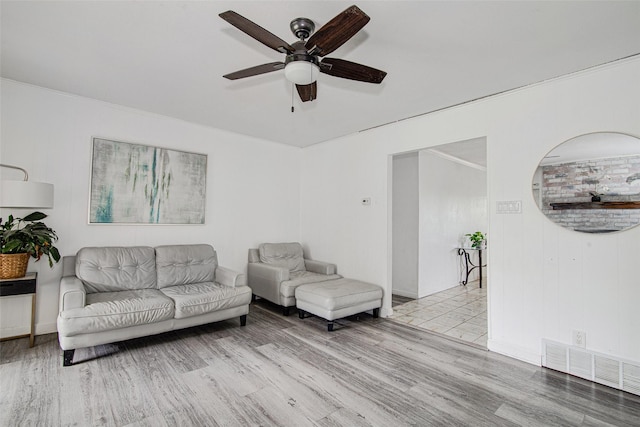 306 Country Club Dr, Joshua, TX 76058 - living area featuring wood finished floors and ceiling fan