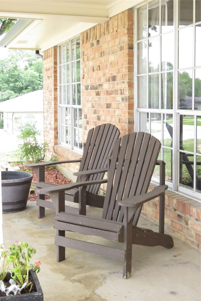 306 Country Club Dr, Joshua, TX 76058 - view of patio / terrace