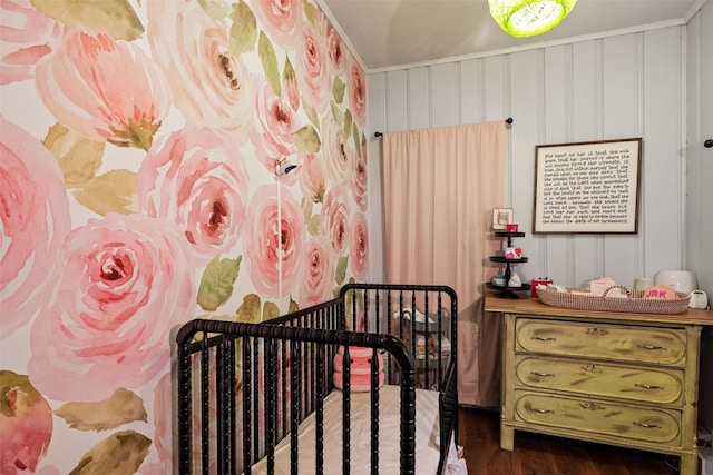 714 W Ball St, Weatherford, TX 76086 - bedroom with wood finished floors and crown molding