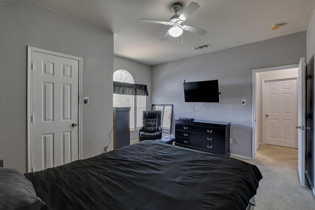 1013 Lilac Ln, Desoto, TX 75115 - bedroom with light carpet and ceiling fan