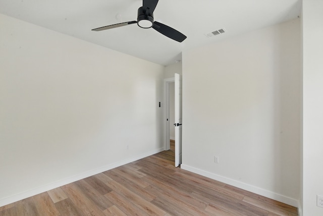 903 N Miller St, Decatur, TX 76234 - unfurnished room featuring light wood-type flooring and ceiling fan