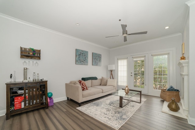 3400 Welborn St Unit 224, Dallas, TX 75219 - living area featuring wood finished floors, crown molding, ceiling fan, and recessed lighting