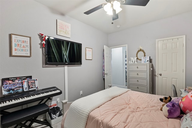6436 Meadowcrest Ln, Sachse, TX 75048 - bedroom with ceiling fan