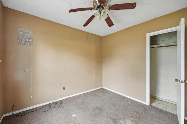 3824 Stuart Dr, Fort Worth, TX 76110 - unfurnished bedroom with carpet flooring, a closet, and a ceiling fan