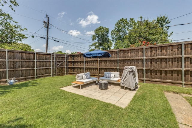 2521 Ridgecrest Dr, Garland, TX 75041 - fenced backyard featuring a patio area