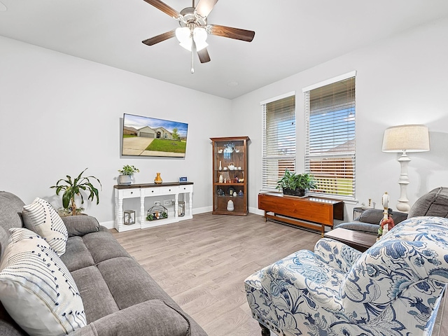 5622 Log Cabin Ct, Midlothian, TX 76065 - living area with a ceiling fan and wood finished floors