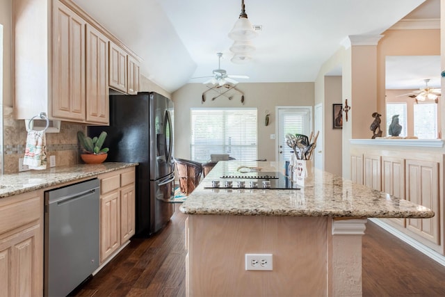1023 Muirfield Dr, Mansfield, TX 76063 - kitchen with a ceiling fan, stainless steel appliances, light brown cabinetry, crown molding, and vaulted ceiling