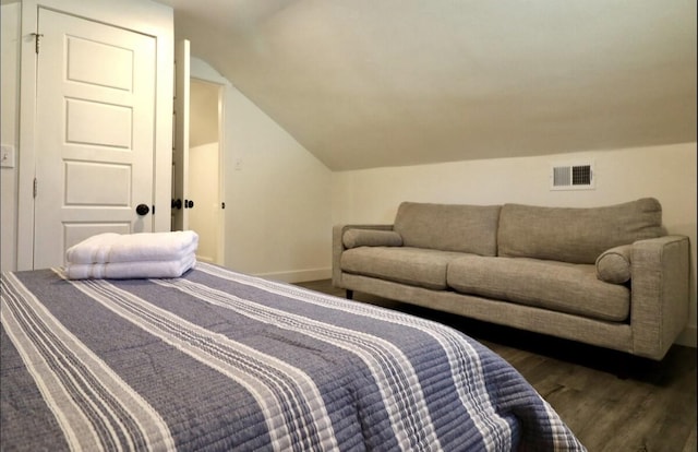 3612 Mt Vernon Ave, Fort Worth, TX 76103 - bedroom with wood finished floors and lofted ceiling