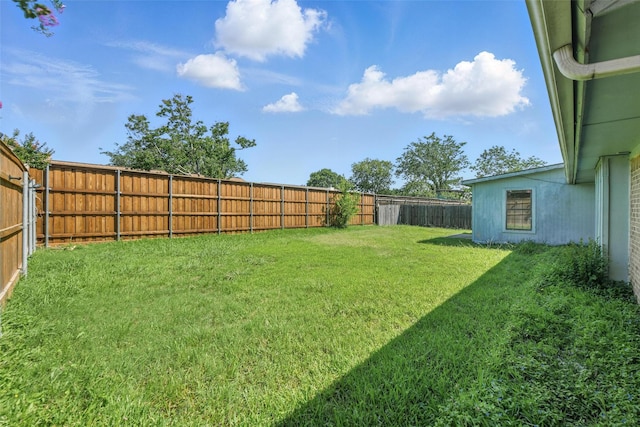 2015 Shenandoah Dr, Carrollton, TX 75007 - view of fenced backyard
