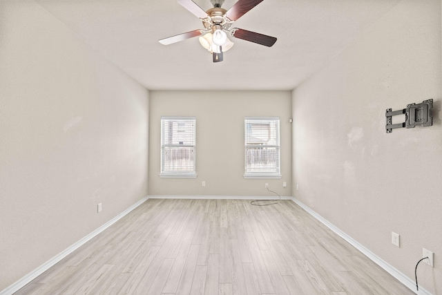 5365 Saba Dr, Fort Worth, TX 76119 - unfurnished room featuring light wood-type flooring and ceiling fan