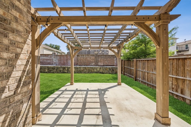 3516 Hathaway Ct, Irving, TX 75062 - fenced backyard featuring a pergola and a patio area