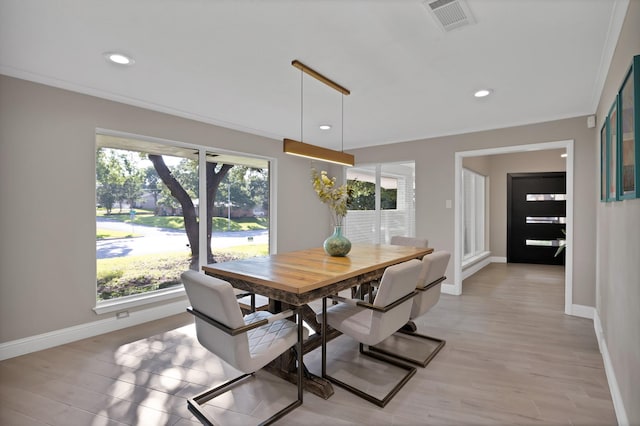 6375 Lansdale Rd, Fort Worth, TX 76116 - dining room with light wood finished floors and recessed lighting