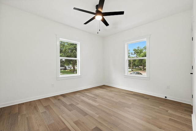 826 W Canty St, Dallas, TX 75208 - unfurnished room with light wood-style flooring, plenty of natural light, and ceiling fan