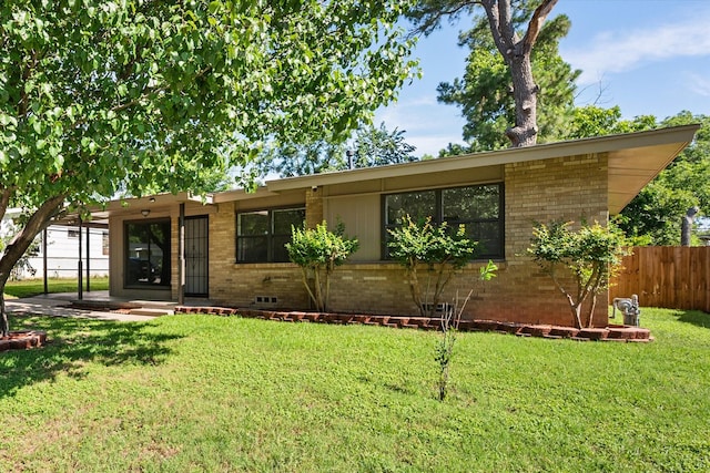 612 Elm St, Hurst, TX 76053 - view of front of house featuring brick siding and crawl space