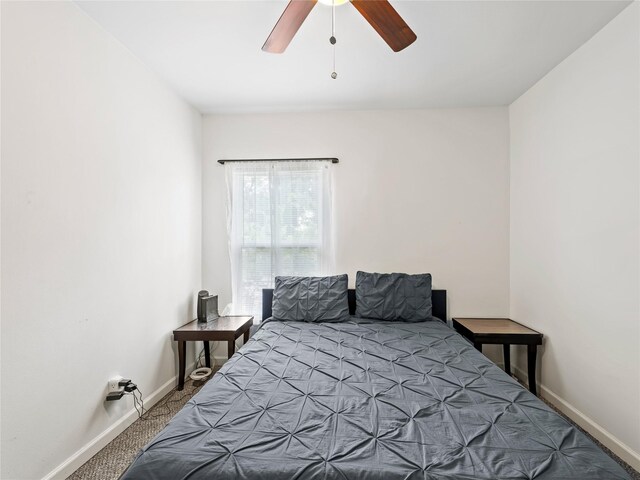 4235 Bonnie View Rd, Dallas, TX 75216 - bedroom featuring carpet and a ceiling fan